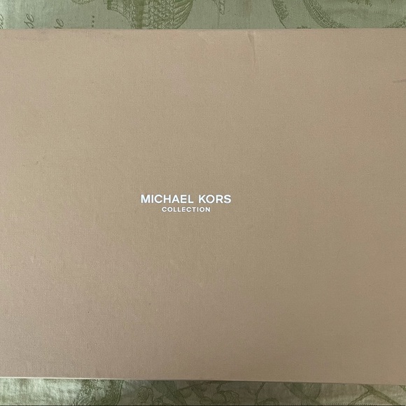 Micheal Kors Emmy Runway collection - Picture 5 of 6